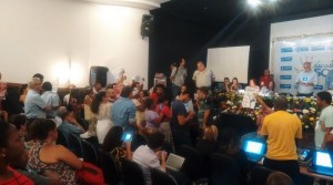 Pen&uacute;ltima audi&ecirc;ncia p&uacute;blica foi marcada por protestos