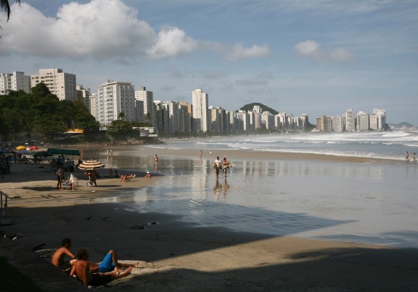 Praia de Astúrias, Guarujá-SP | Foto: Rubens Chaves/AE