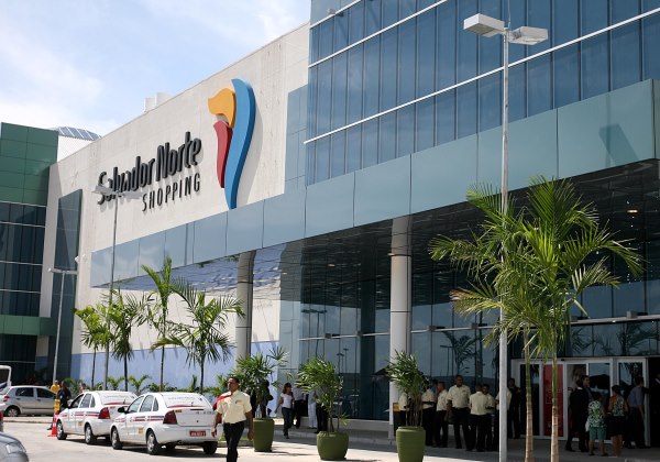 Shoppings têm horário modificado no feriado (Foto Wikimedia Commons)