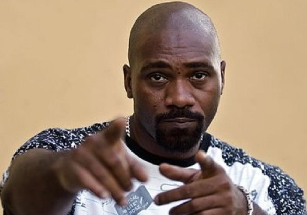 O rapper MV Bill participa da ação do Ministério da Saúde que acontece neste final de semana em Salvador (Foto: Irdeb/GOVBA)