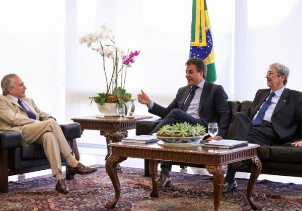 Presidente Interino Michel Temer recebe Beto Richa, Governador do Paraná e o Deputado Antonio Imbassahy (Foto Marcos Corrêa/PR)
