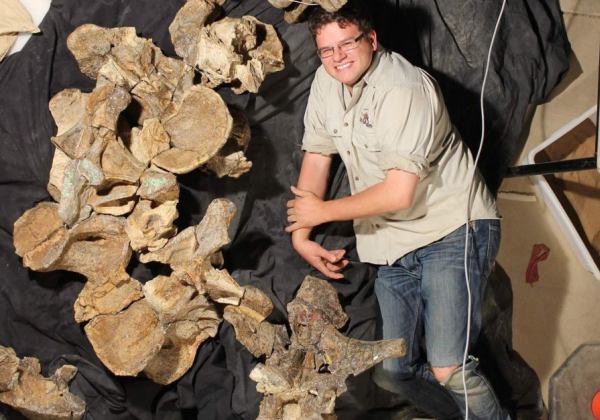 Stephen Poropat, paleontólogo (Foto: Divulgação)