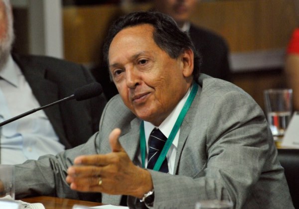 Fernando Cesar Mesquita