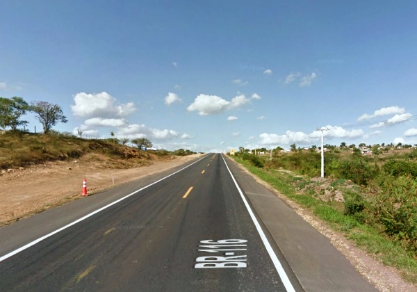 Pedestre morre em atropelamento na BR-116; motorista foge