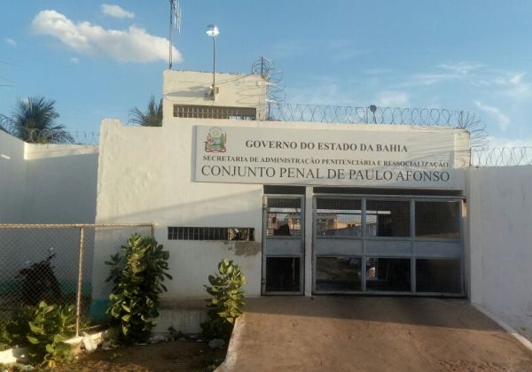 Novo diretor assume Conjunto Penal de Paulo Afonso após exoneração de suspeito de feminicídio