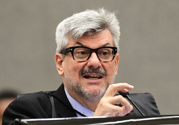 Ministro do STJ acusado de assédio anexa exame de disfunção erétil para contestar acusação
