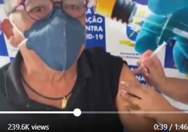 Fora das transmissões na pandemia, Galvão Bueno é vacinado