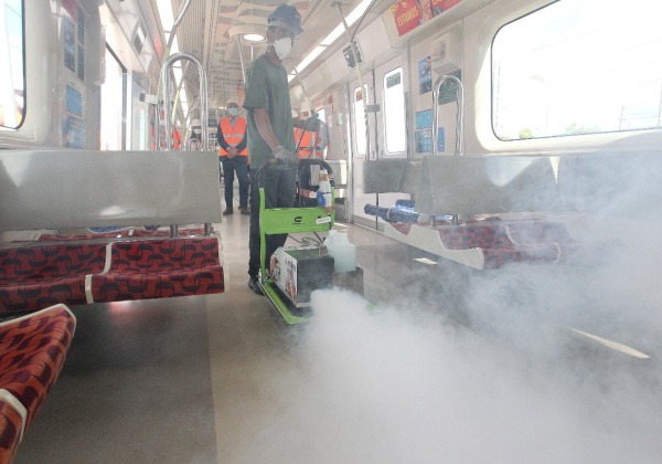 Metrô adota sistema de desinfecção com névoa seca para higienizar…