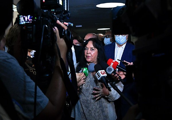 Impasses voltam a suspender votação de orçamento federal na CMO