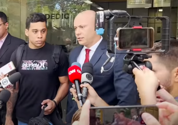 Advogado de Gabriel Monteiro foi expulso da PM por ameaçar populares