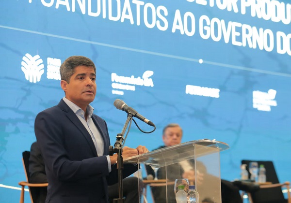 ACM defende ampliação de geração de empregos em comércio e serviços no interior