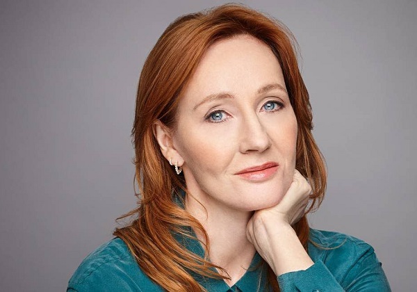 Autora da saga ‘Harry Potter’, J.K Rowling é acusada de transfobia