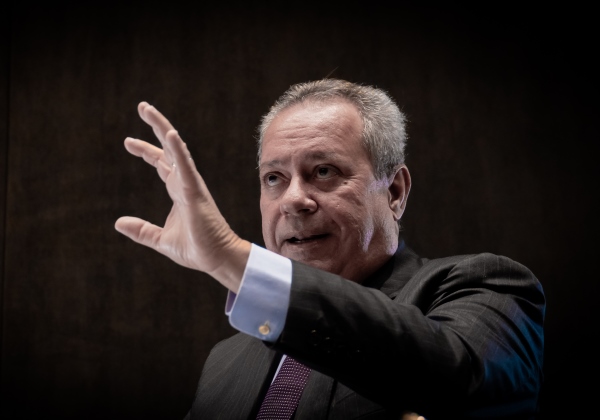 CNI envia carta ao Congresso contra fim da escala 6×1