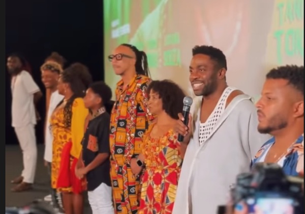 Ó Paí, Ó 2 terá sessões de pré-estreia em três cidades baianas Ó Paí, Ó 2 terá sessões de pré-estreia em três cidades baianas