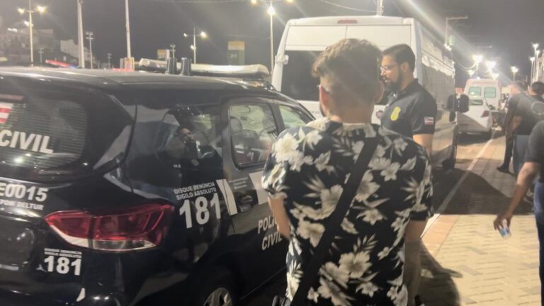 Deltur presta apoio a turista durante ocorrência no Festival da Virada