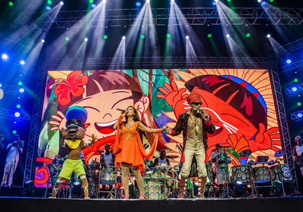 Carlinhos Brown realiza Sarau Kids em Salvador e Feira de Santana