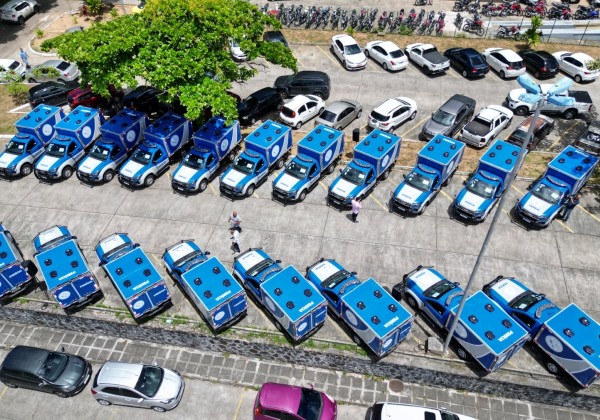 Governo entrega frota de 21 novos veículos para a Polícia Técnica da…