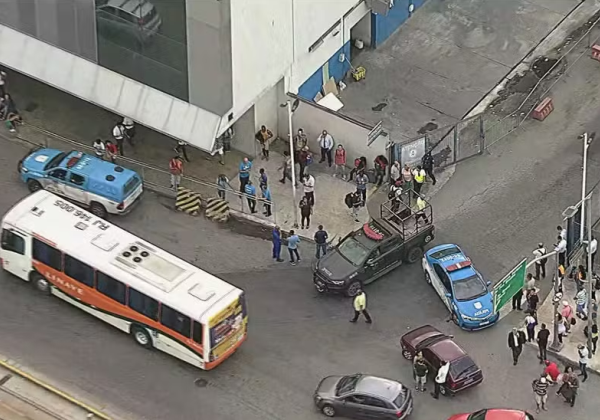 Passageiro baleado em rodoviária do Rio de Janeiro tem quadro crítico