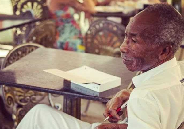 Clarindo Silva comemora 82 anos com show de amigos na Cantina da Lua
