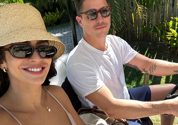 Mari Saad e Romulo Arantes vão se casar em resort de luxo no sul da…