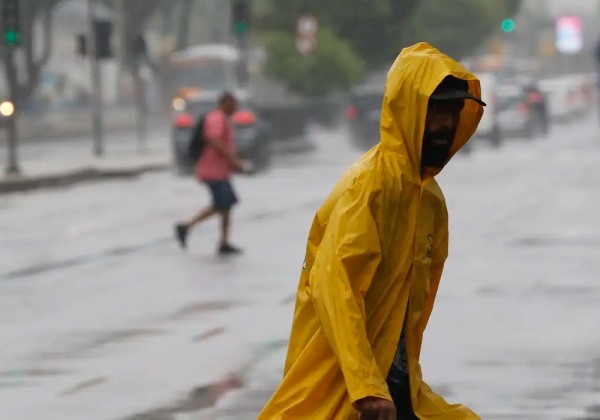 Temporal deixa 7 mortos no estado do Rio de Janeiro