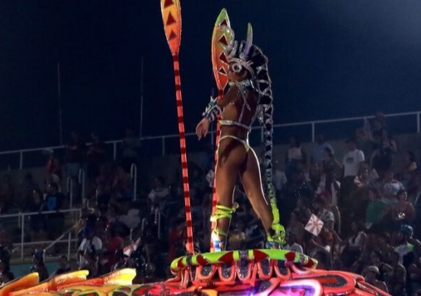 Escola de samba Viradouro se apresenta em Salvador para encerramento…