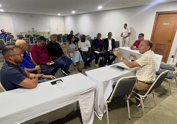 Sem acordo, rodoviários ameaçam deflagrar greve geral na capital baiana