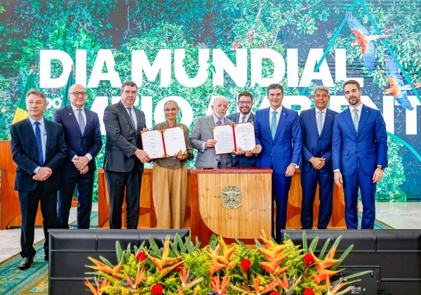 dia do meio ambiente assinatura monumento natural cavernas de sao desiderio jeronimo rodrigues lula