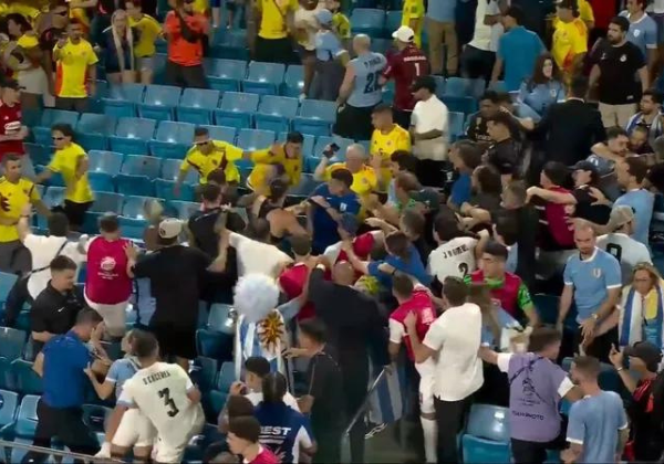 Jogador do Uruguai troca socos com torcedores da Colômbia após…
