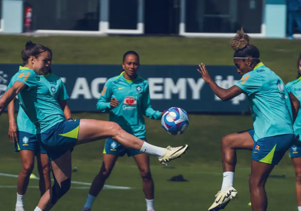 Futebol: Seleção feminina entra em reta final de preparação para Paris