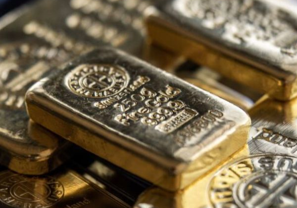Ouro sobe mais de 20% no ano e segue perto de nível recorde com foco…