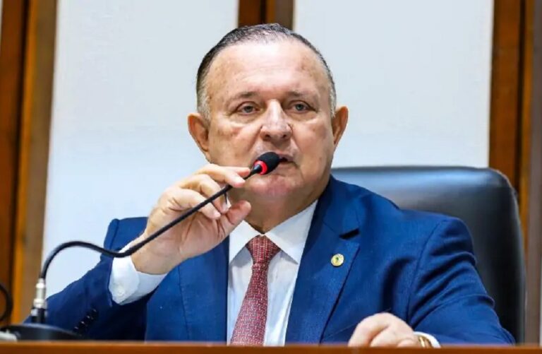 Adolfo Menezes é único indicado para vaga no TCM-BA após prazo na ALBA