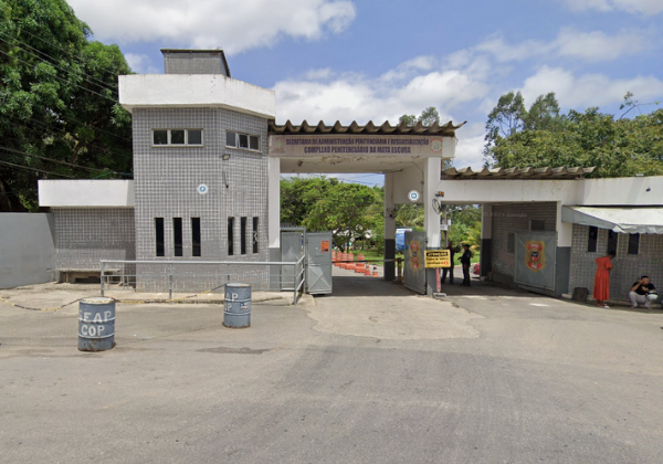 Líder do Comando Vermelho não retorna de saída temporária e é considerado foragido em Salvador