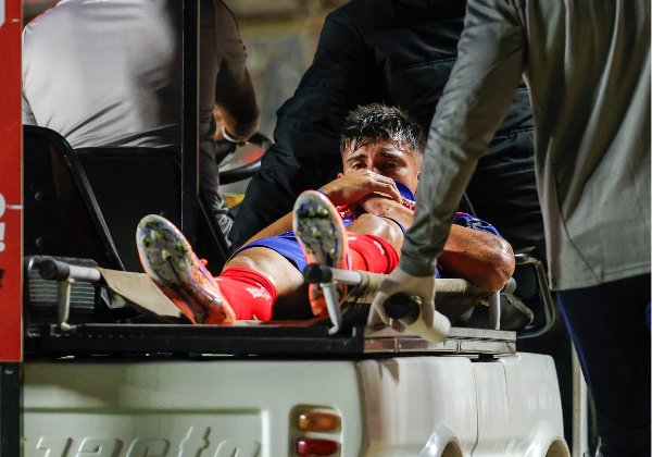 Bahia perde dois jogadores por lesão em 15 minutos na derrota para o São Paulo