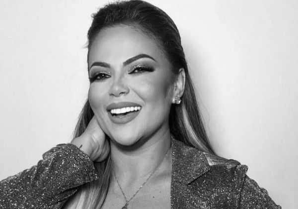 Cantora Vanessa Rios, do Capim com Mel, morre após luta contra o câncer