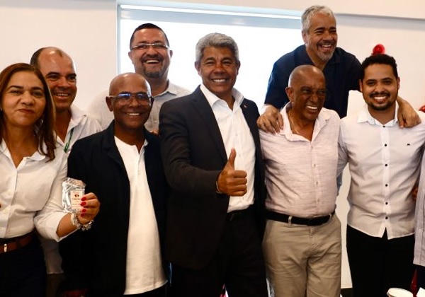 Jerônimo reforça aliança com sindicalistas e produtores rurais no estado