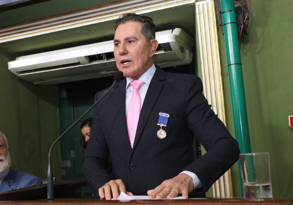 Câmara de Salvador concede Medalha Thomé de Souza ao desembargador José Edivaldo Rotondano