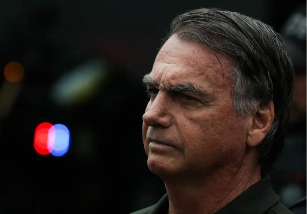 Em recursos da condenação, defesa de Bolsonaro cita Luiz Fux e defende revisão de pena