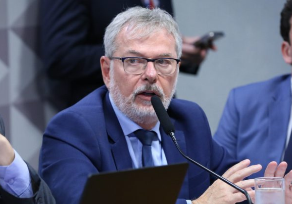 Ex-diretor do INSS diz ter recebido R$ 2 milhões de empresa ligada ao ‘Careca do INSS’