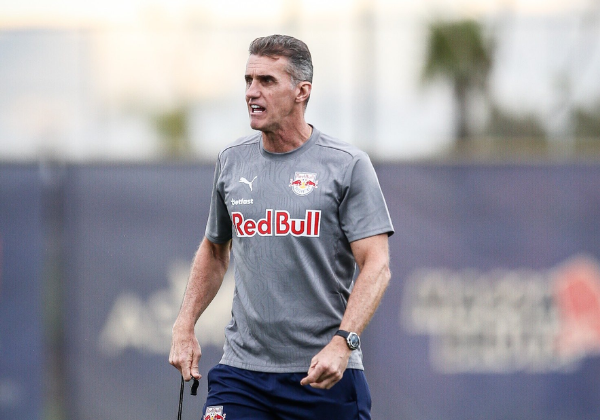 Ex-Vitória, Vagner Mancini tem histórico negativo de rebaixamentos; veja