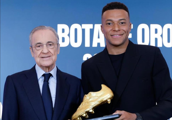 Mbappé recebe Chuteira de Ouro e iguala marcas de Cristiano e Ronaldo