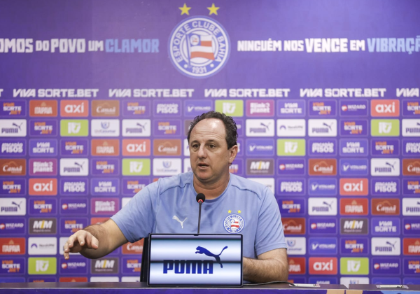 Ceni exalta virada do Bahia e elogia Cauly após triunfo sobre o Bragantino