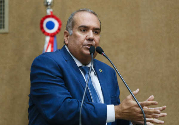 Deputado critica governo do PT e diz que Bahia vive ‘ciclo de endividamento’
