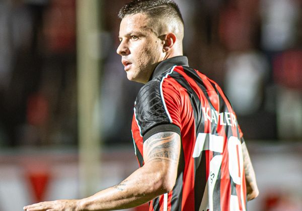 Renato Kayzer diz que próximos jogos vão definir situação do Vitória