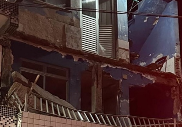 Imóvel que desabou em Mata Escura começa a ser demolido