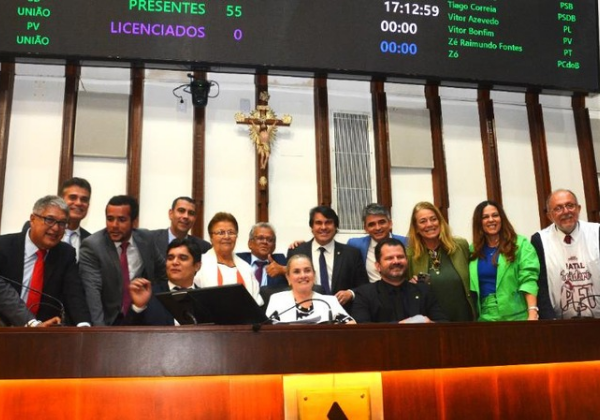 ALBA aprova 15 propostas no retorno da presidente Ivana Bastos