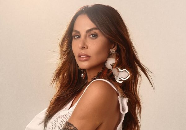 De volta aos palcos, Alinne Rosa desabafa sobre depressão: ‘Sem esperança’