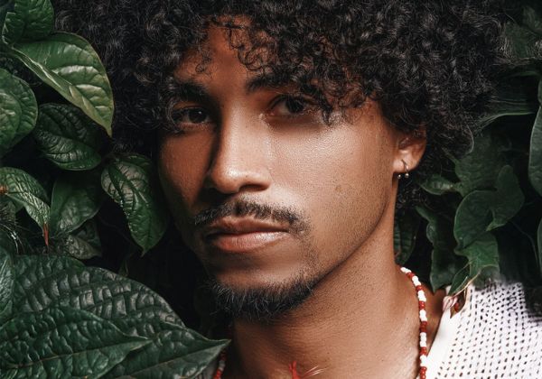 Produtor musical baiano une batidas afro-brasileiras e ritmos nordestinos em novo álbum