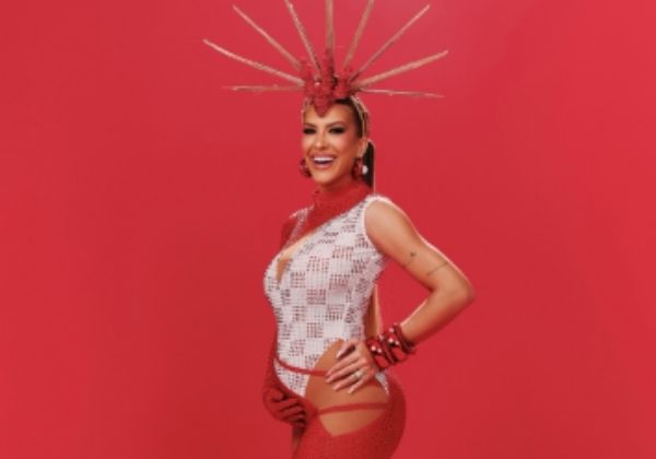 VÍDEO: Grávida, Lore Improta mostra samba no pé durante ensaio na Viradouro