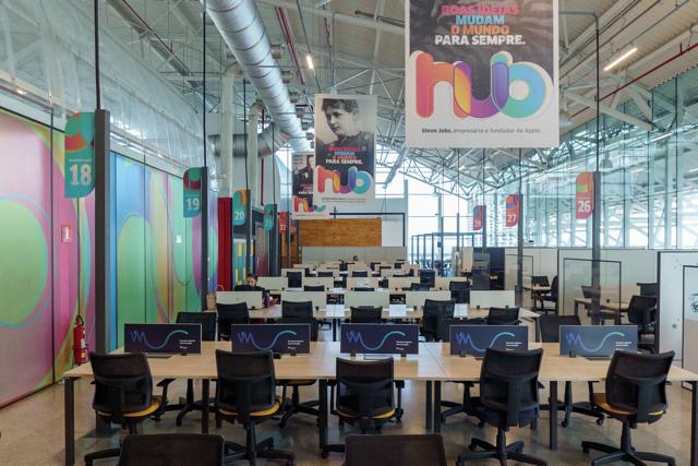 Hub Salvador abre vagas para treinamento de líderes em IA